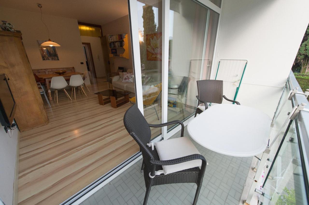 Appartement Lago Blu ริวาเดลการ์ดา ภายนอก รูปภาพ