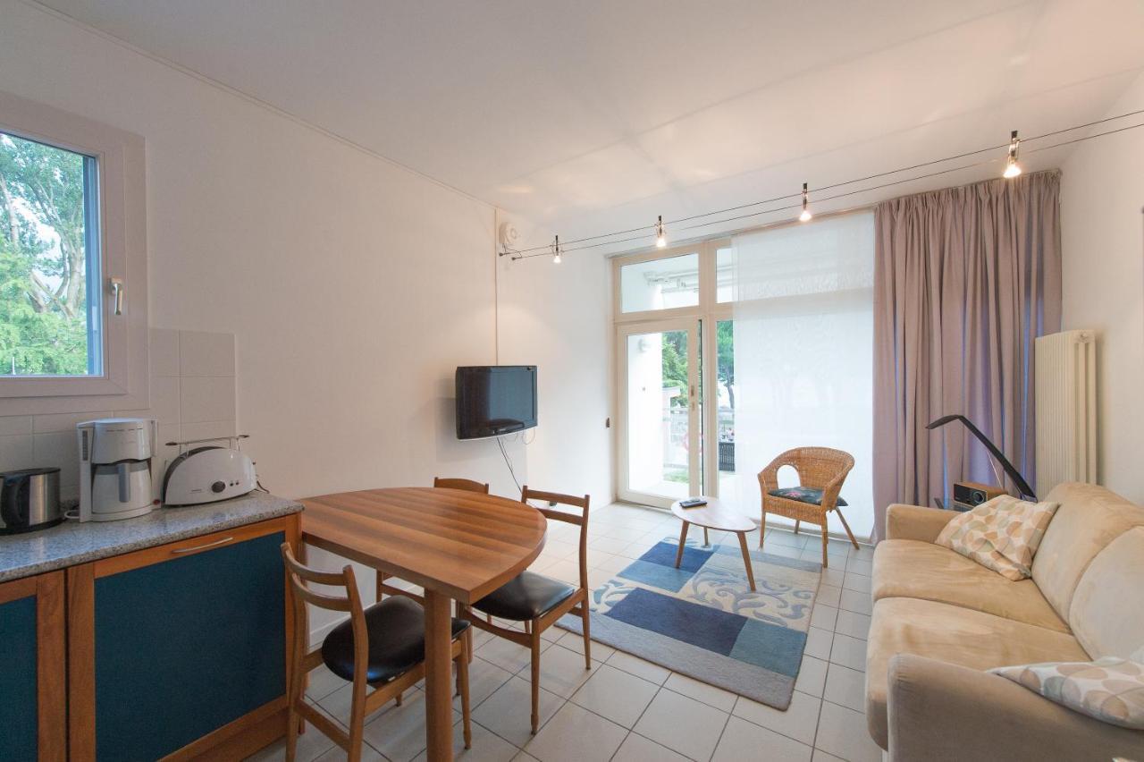 Appartement Lago Blu ริวาเดลการ์ดา ภายนอก รูปภาพ